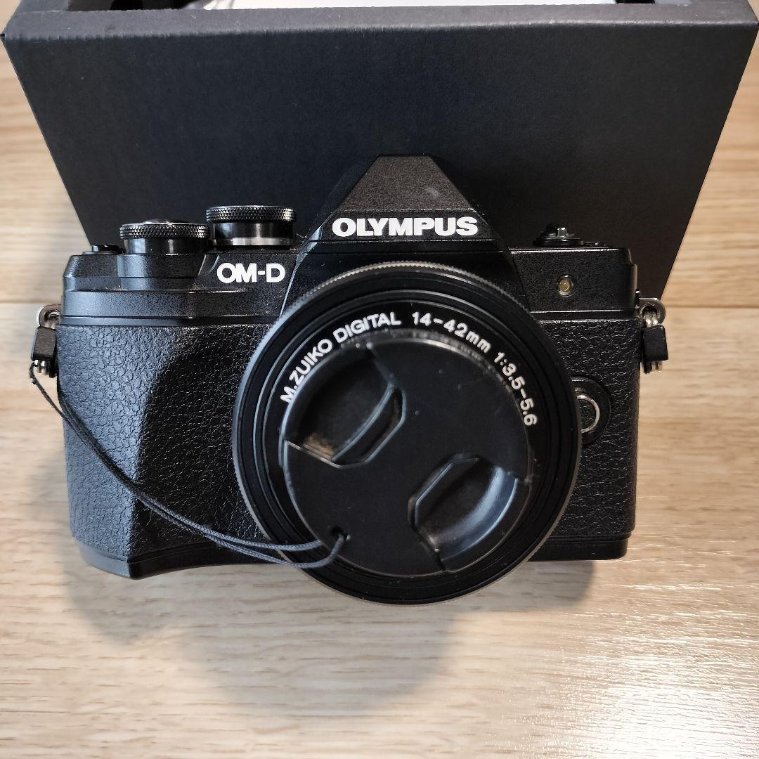 【ジャンク品】OLYMPUS OM−D E−M10 Mark ⅱi