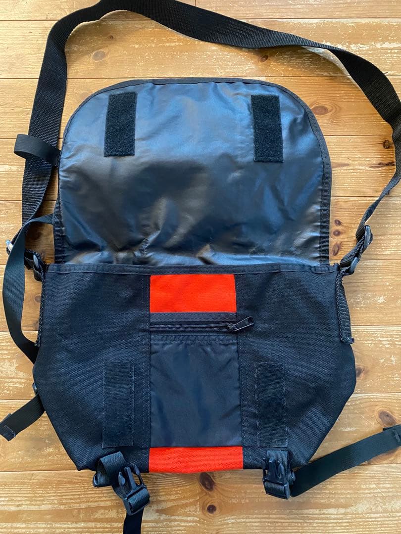 【美品】TIMBUK2 メッセンジャーバッグ Sサイズ ブラック×オレンジ