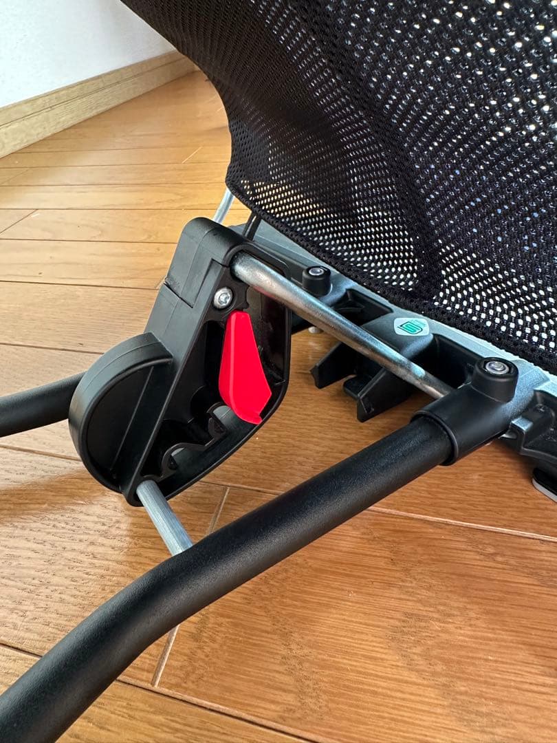 t*5様 ベビービョルン バウンサーバランスソフト エアー　トーイ付属 【ほぼ未