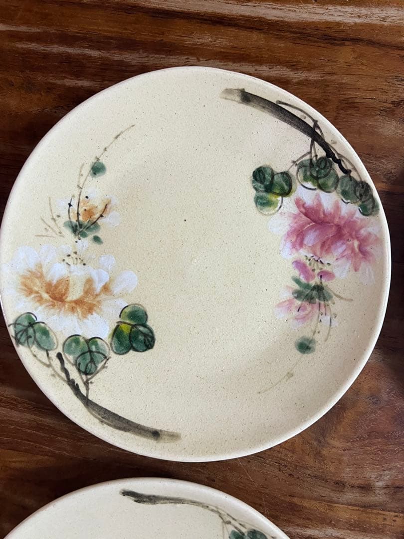 ベトナム　 ソンベ焼き　花柄皿 5枚セット 約21.5cm