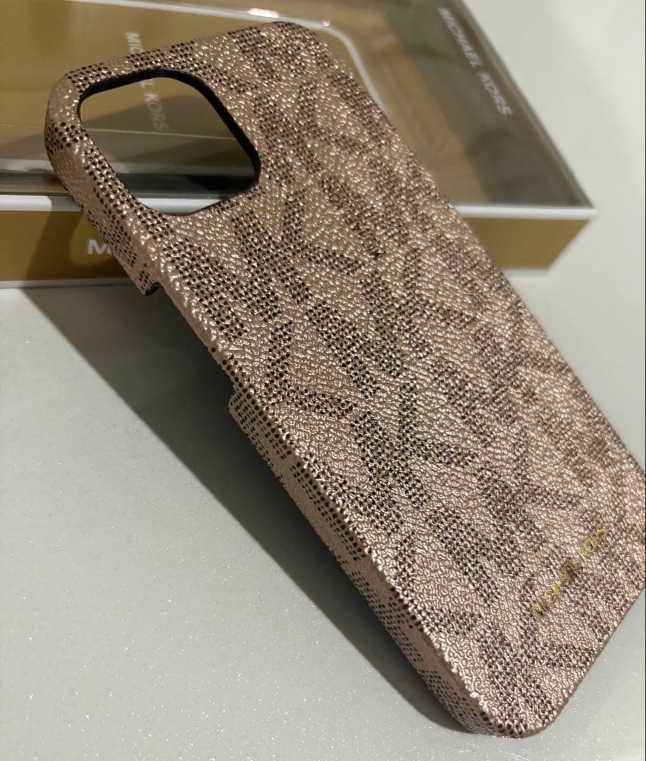 限定2個MagSafe対応 MICHAEL KORS iPhone 13 ケース