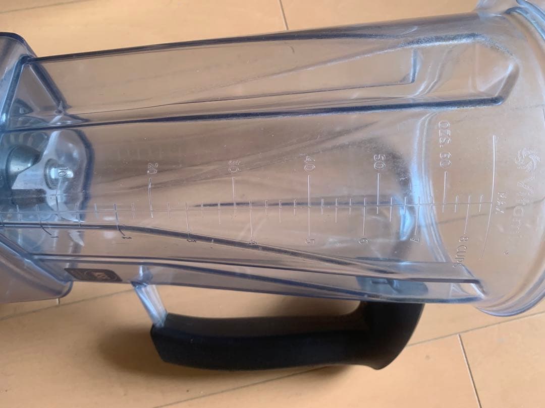 vitamix vm0111ホワイト　ミキサー　バイタミックスtnc5200