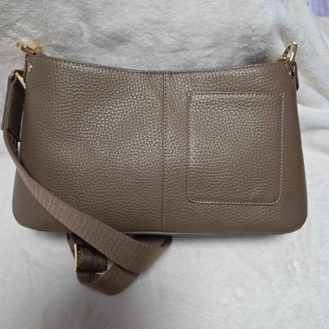 ATAO アタオ　chivy+ チヴィ+