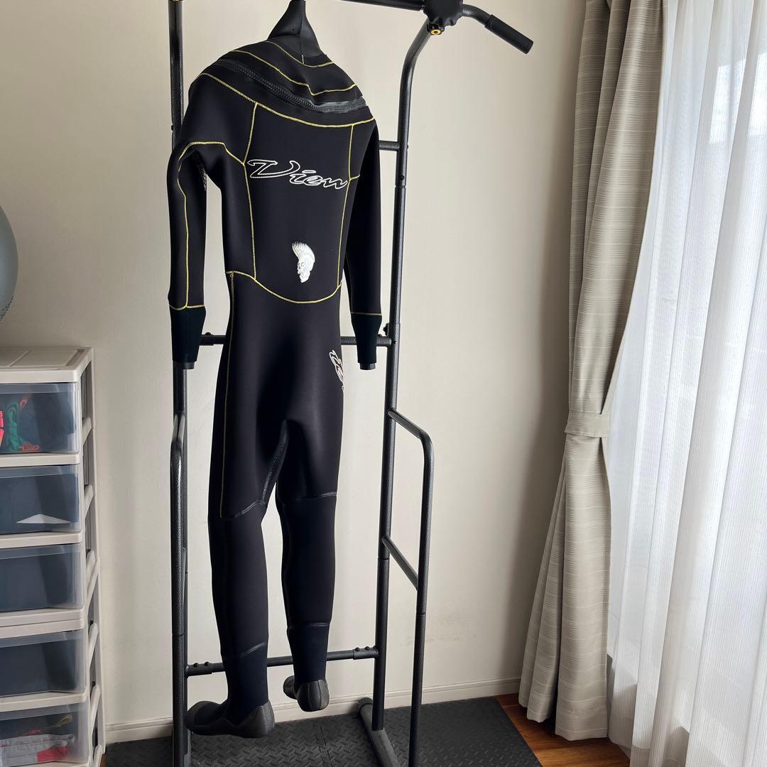 View ウェットスーツ ドライスーツ 黒