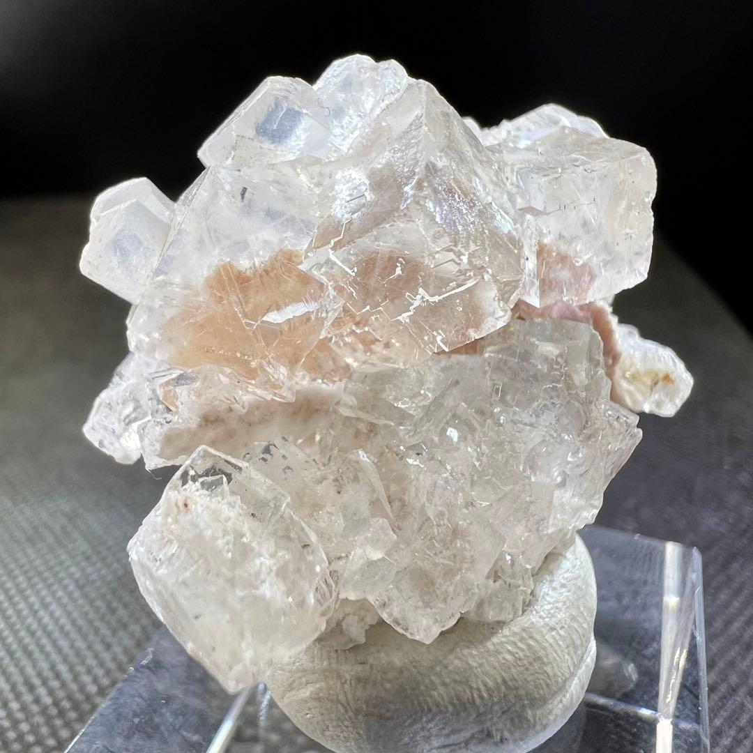 ヤオガンシャン産　クォーツクラスター共生カラーレスフローライト