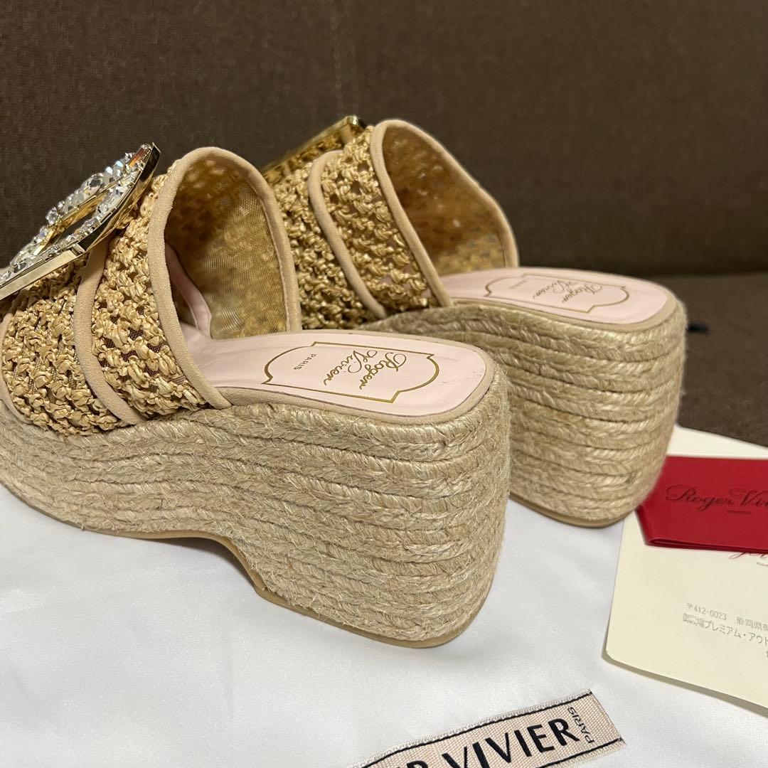 ROGER VIVIER ビジュー付きプラットフォームサンダルミュール布袋付き