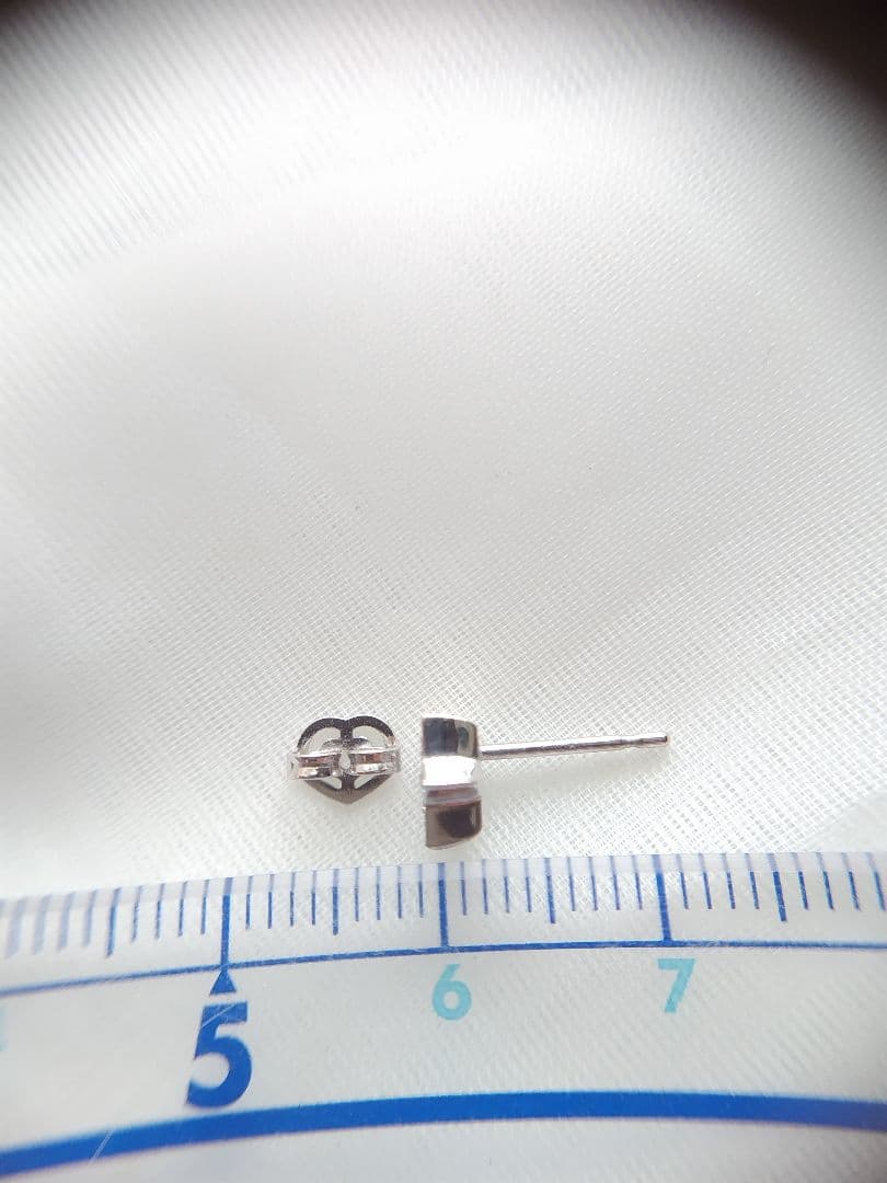 ポンテヴェキオ k18WGピアス ダイヤ スター星ピアス片耳 AHKAH ete