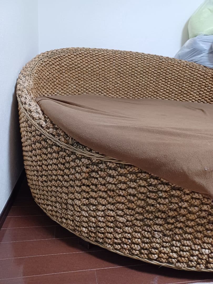 ラウンドソファーベッド輸入家具ラタン アジアン家具バリデザイン