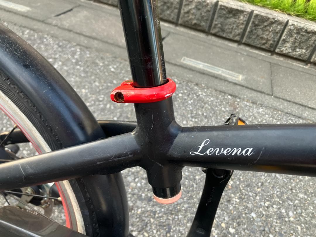 ブリヂストン レベナ ジュニア自転車 黒赤【埼玉引取限定】