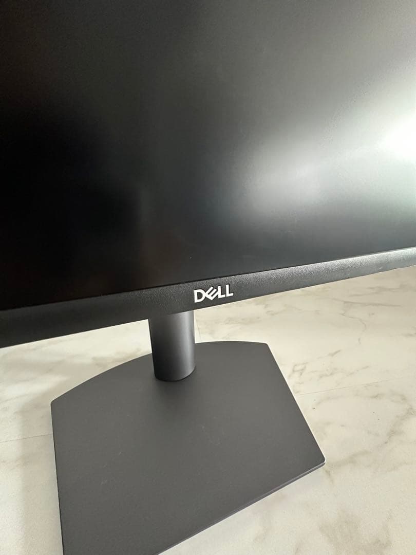 DELL 27インチ　ディスプレイモニター 本体