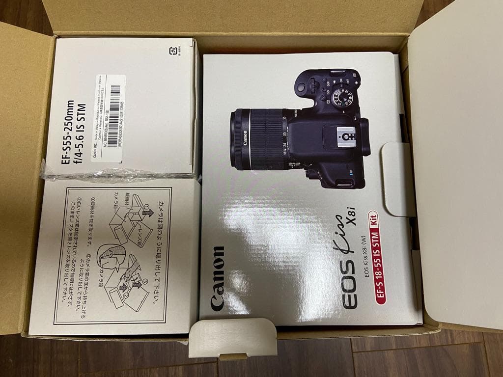 Canon kiss x8i ダブルレンズセット +追加レンズ