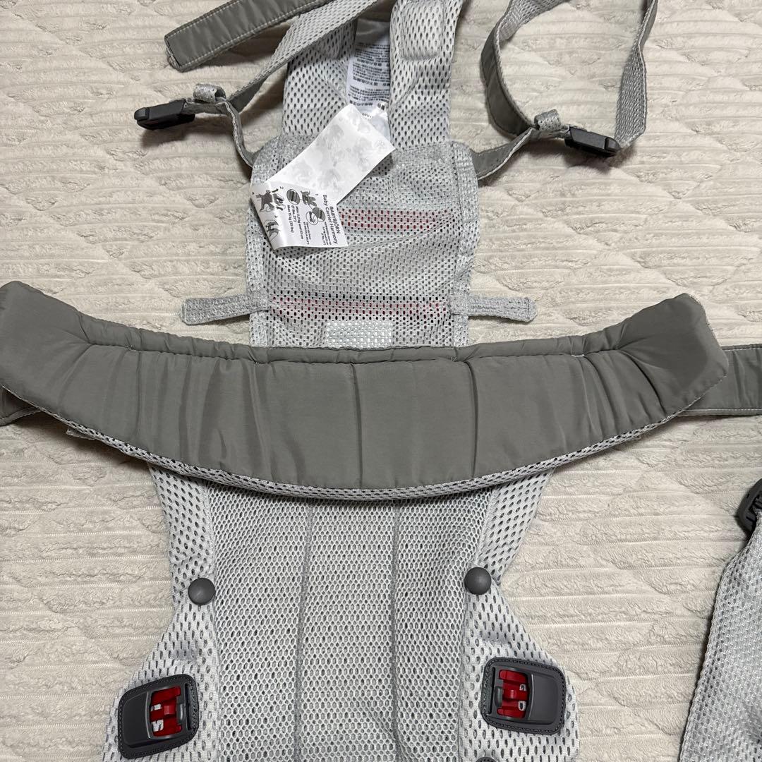 ベビービョルン抱っこ紐ハーモニー