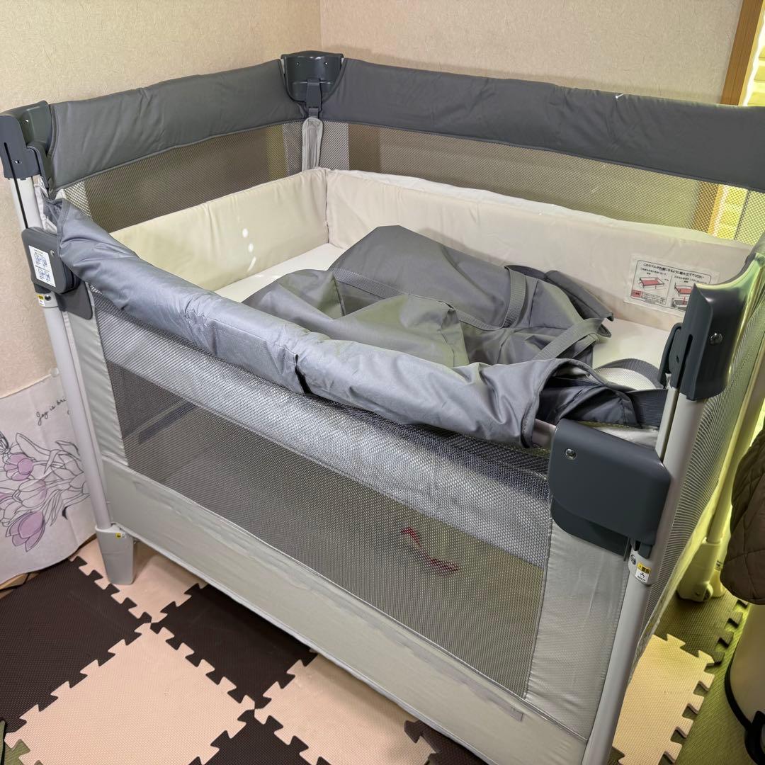 【数回のみ】 ココネルエアーAB アップリカ　ベビーベッド　グレーベアー