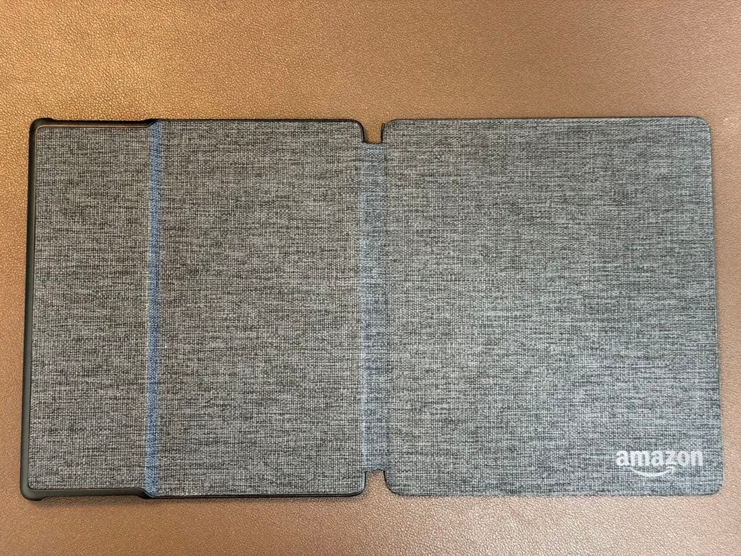 Kindle Oasis 第10世代 8GB 広告なし　カバー付