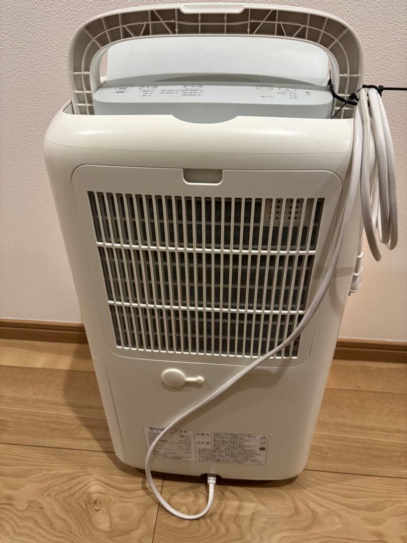 美品　SHARP 除湿機 CV-N71-W ホワイト