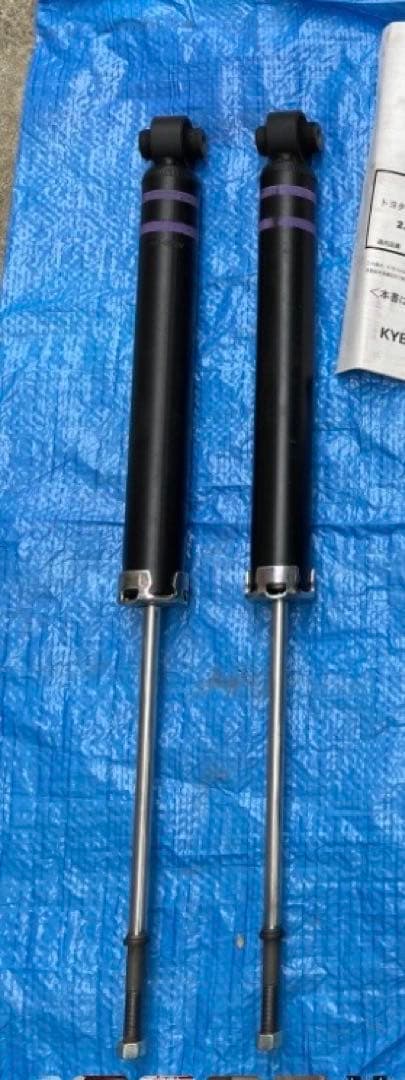 アルファード20系 ヴェルファイア20系　純正ショックアブソーバー