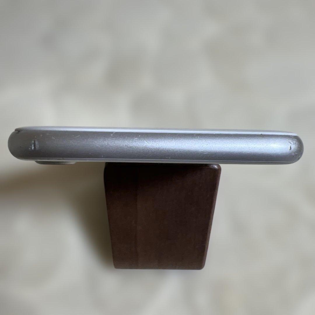 iphone8 256GB バッテリー76% カメラ部ヒビあり