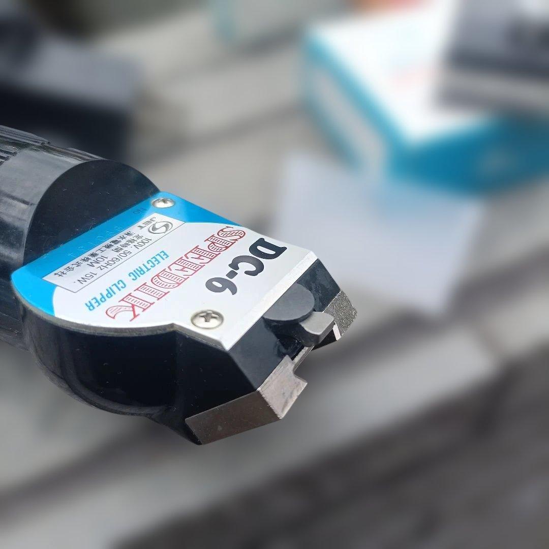 DC-6 ペット用トリミングバリカン×スリッカー×柔らかブラシお手入れセット✨️