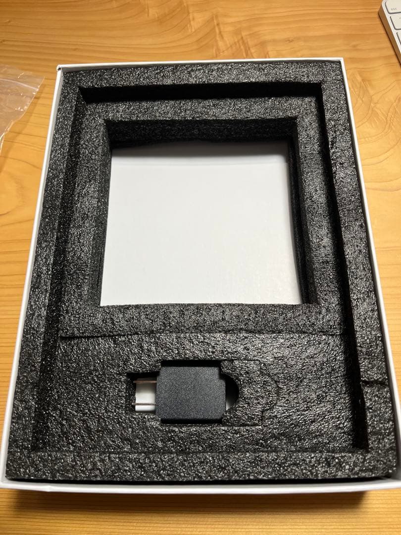 Intehill モバイルモニター 10.5インチ