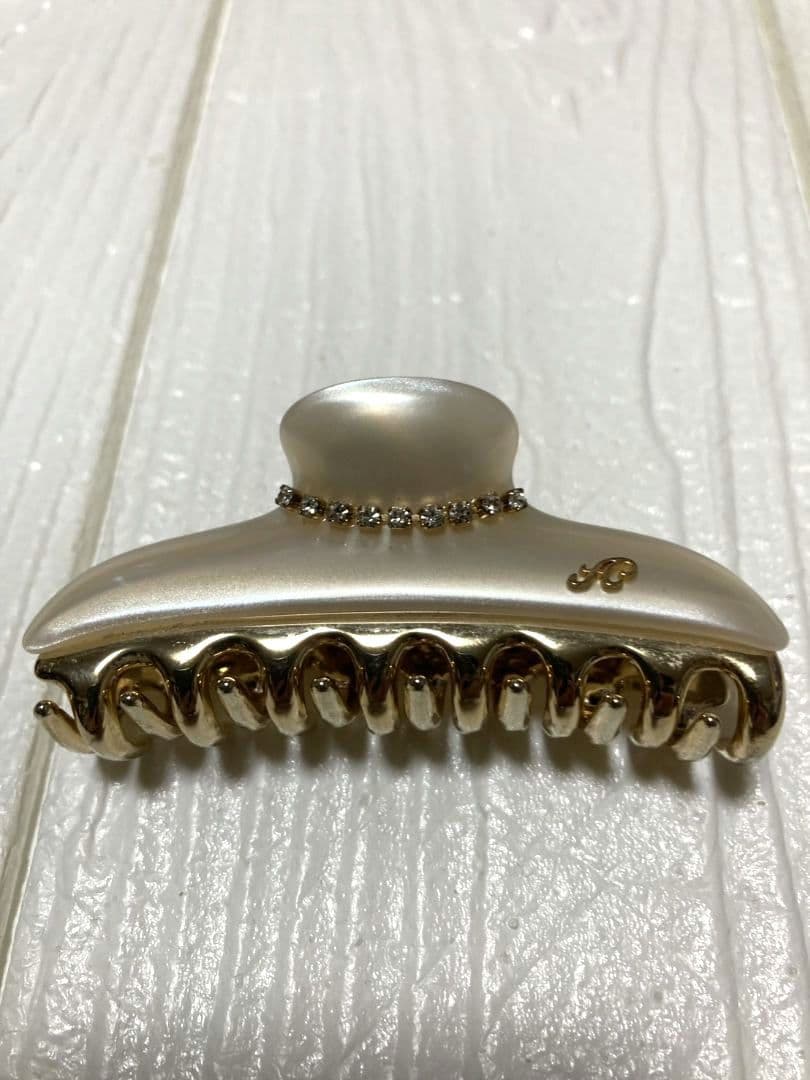 アッカ ニューコラーナ ヘアクリップ Mサイズ