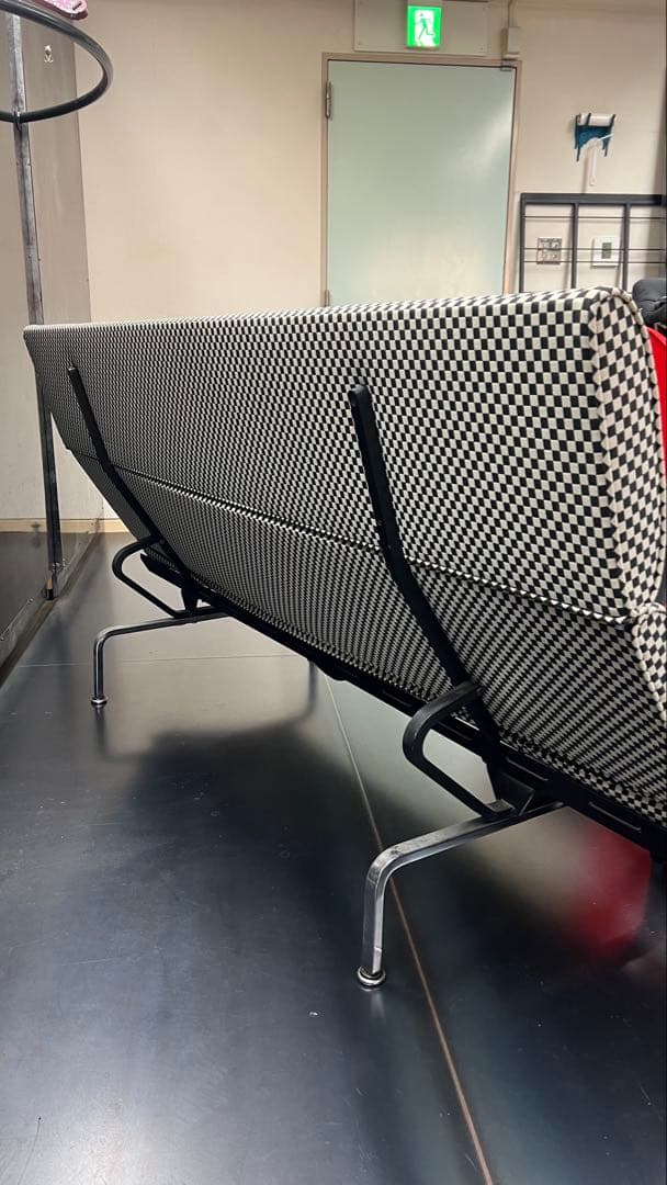 引越しの為、お安くしました。2/10まで。ハーマンミラーコンパクトソファー