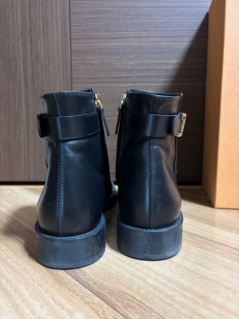 トッズ　ショートブーツ