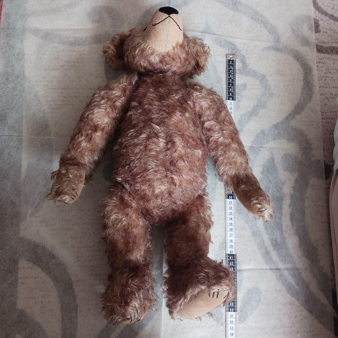 作家様のテディベア　傾けると「グー」と鳴きます