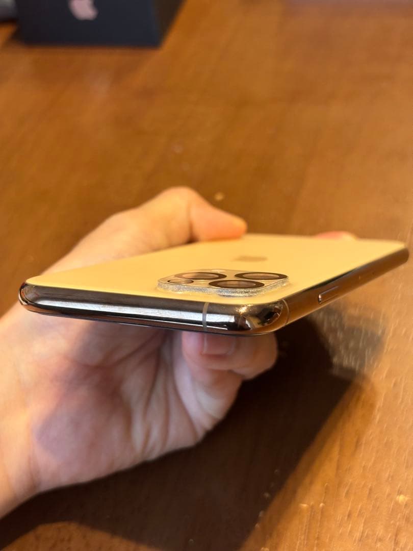 iPhone 11 Pro ゴールド 本体