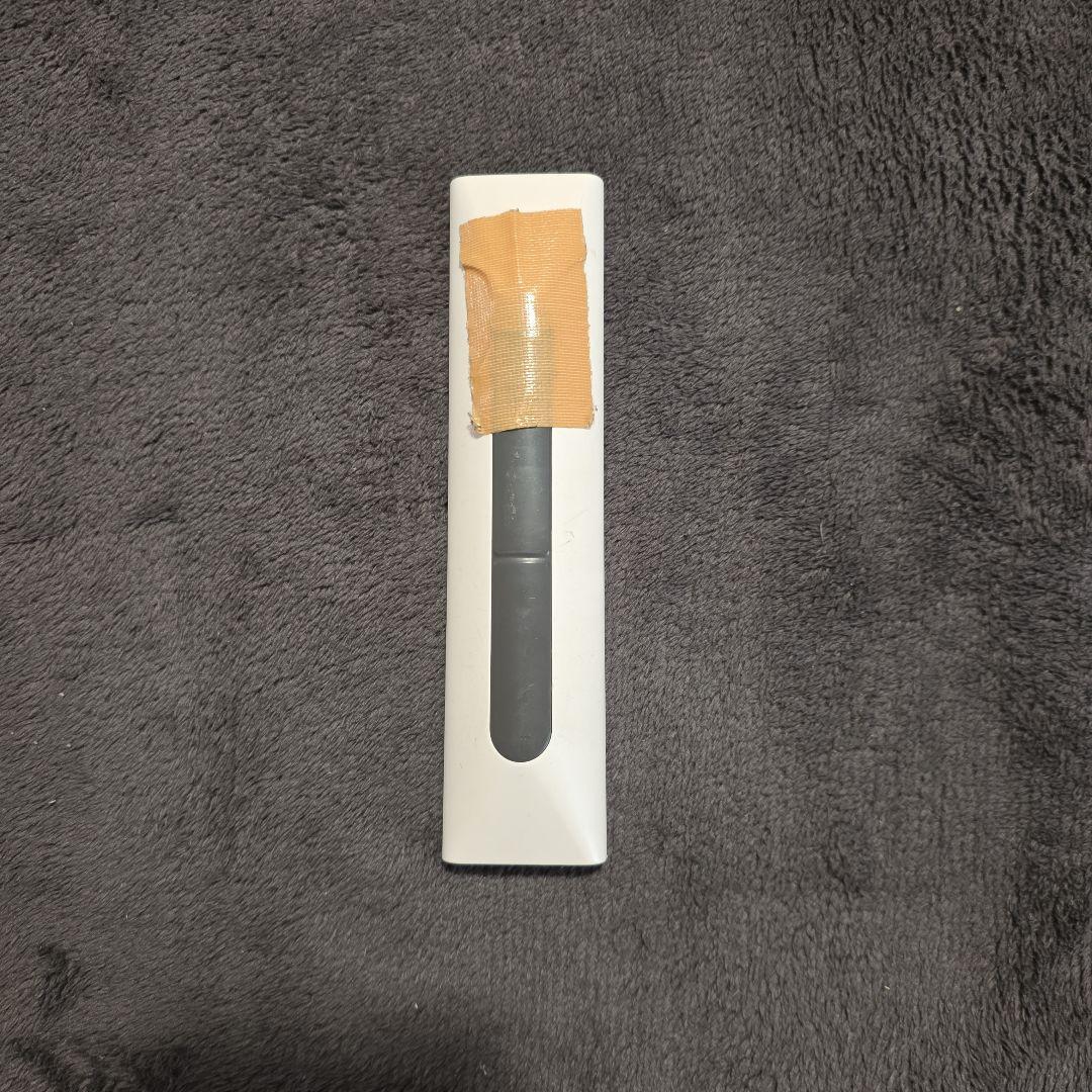 popin Aladdin2 プロジェクター本体とリモコン