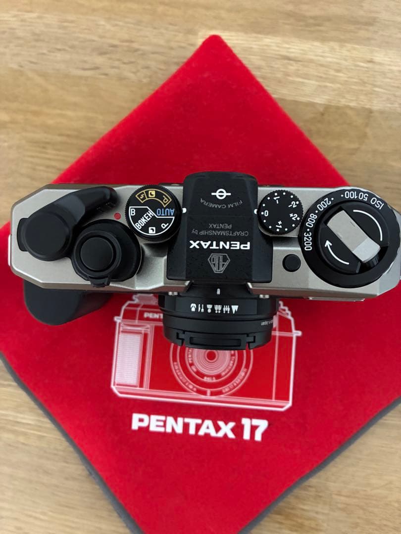 pentax17 レンズカバー装着済み　付属品多数