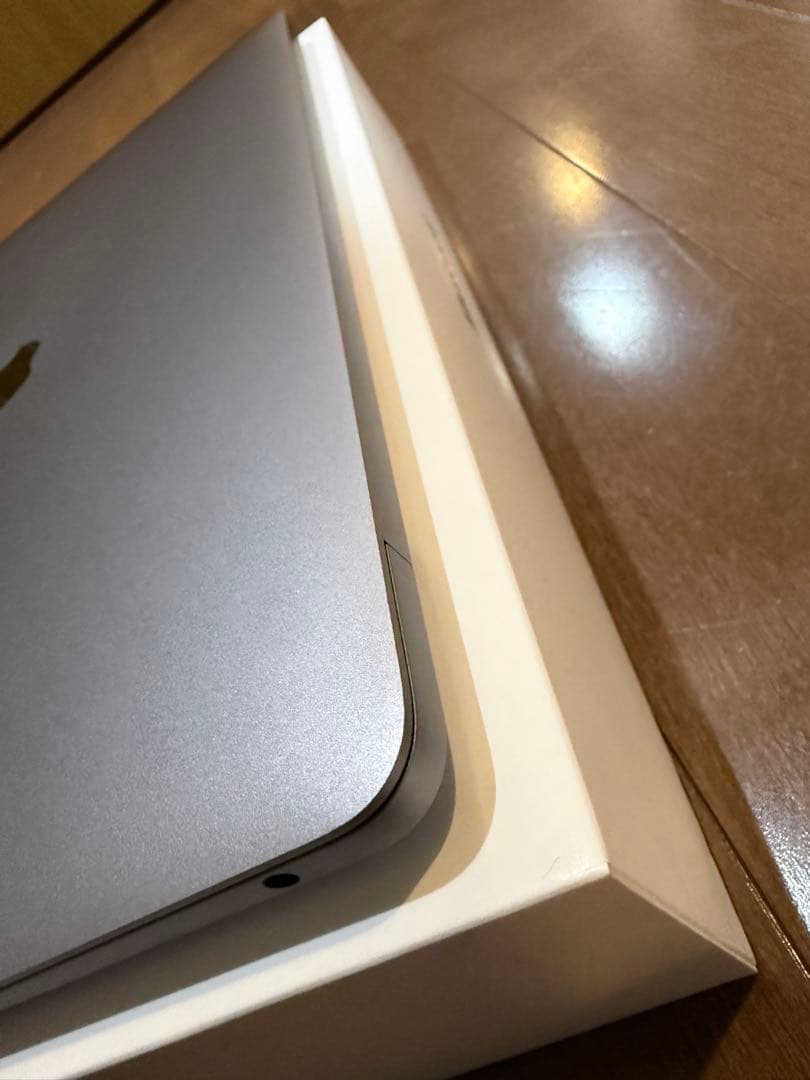 【美品】MacBook Air 2020 Intel i3 8G 256GB