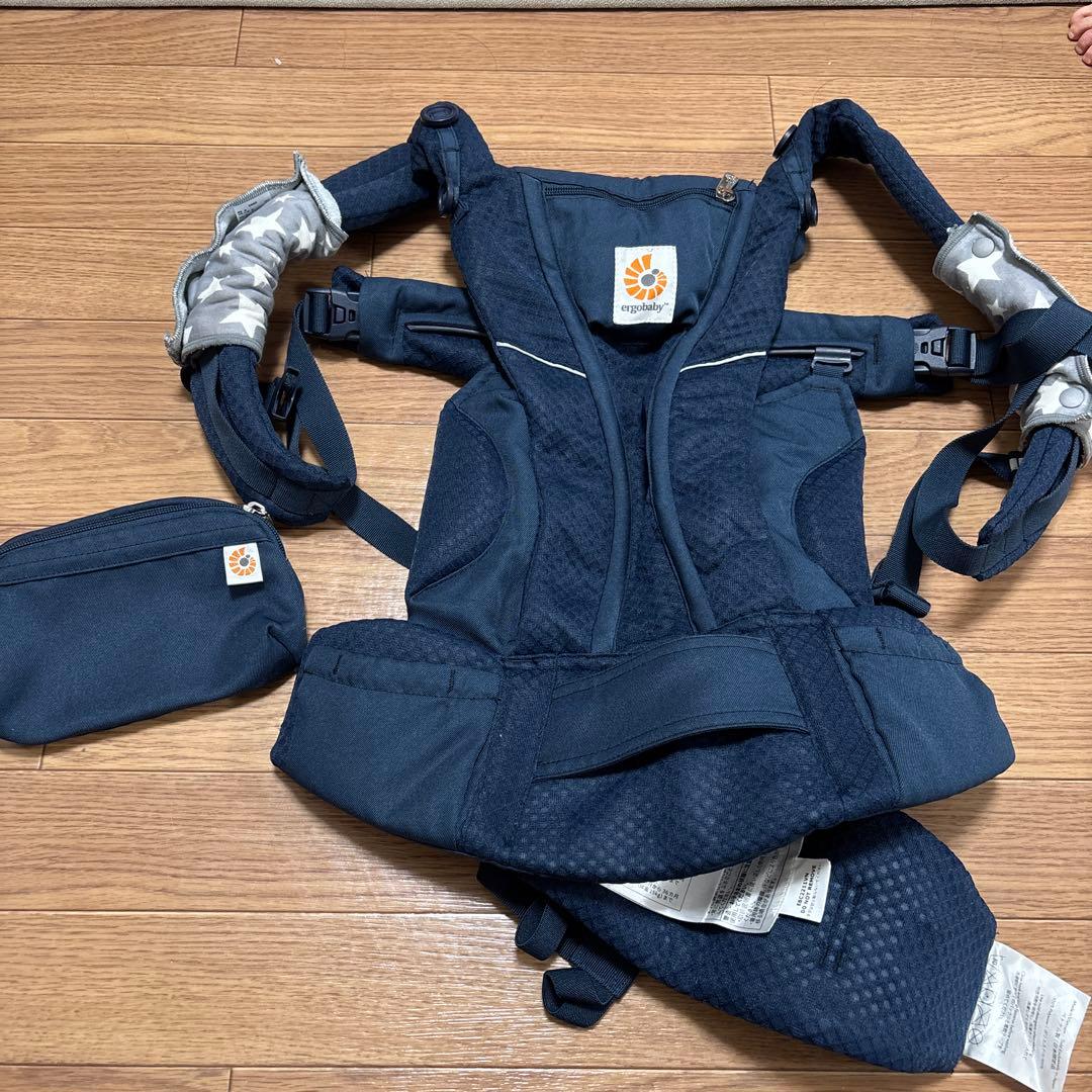 限定価格　ergobaby OMNI Breeze 抱っこ紐　ネイビー