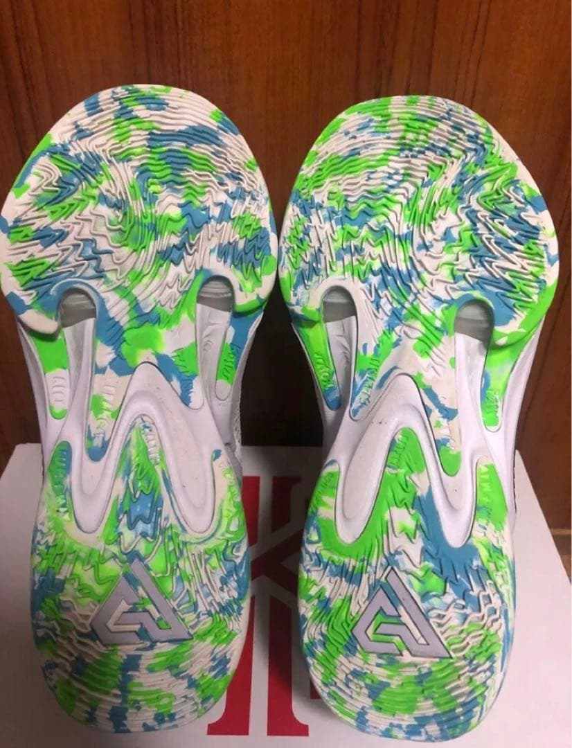 Nike カイリーlow4.フリーク4セット(29cm)