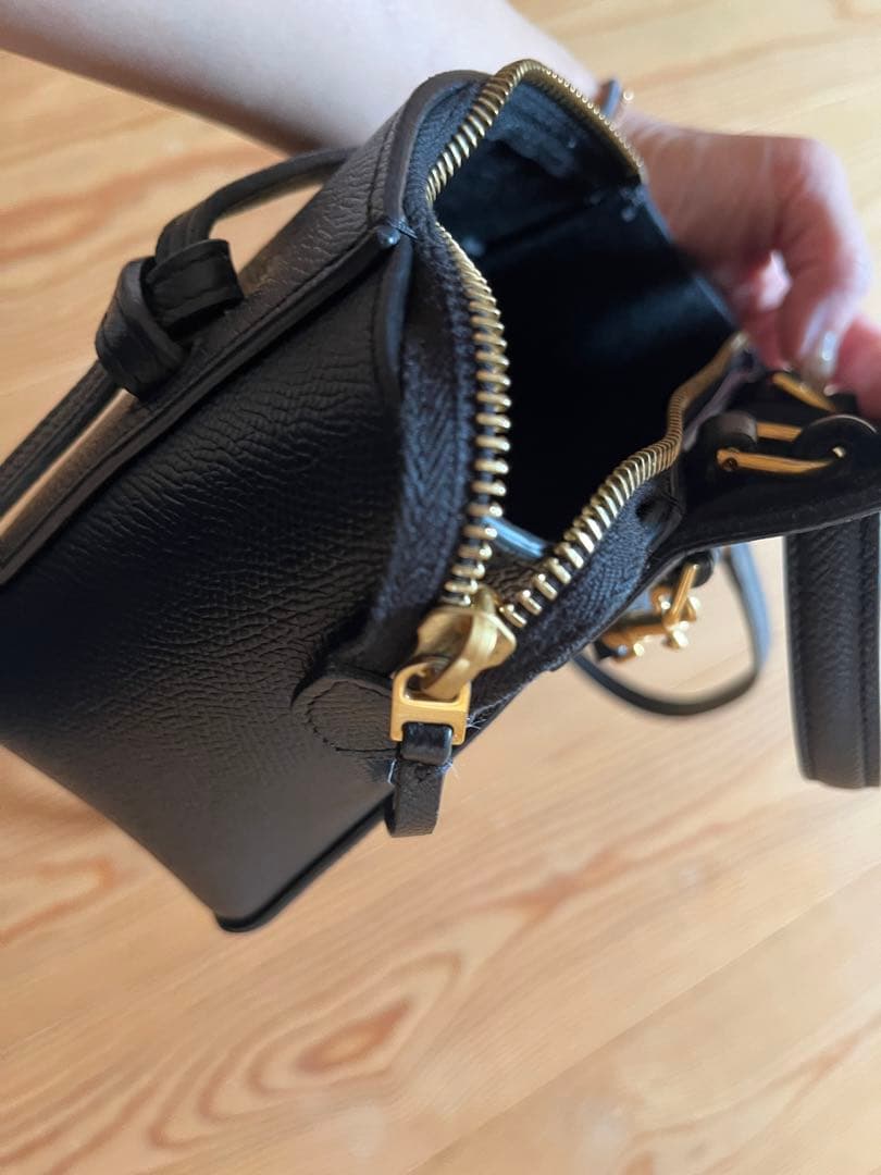 セリーヌ　ベルトバッグ　ピコ　黒