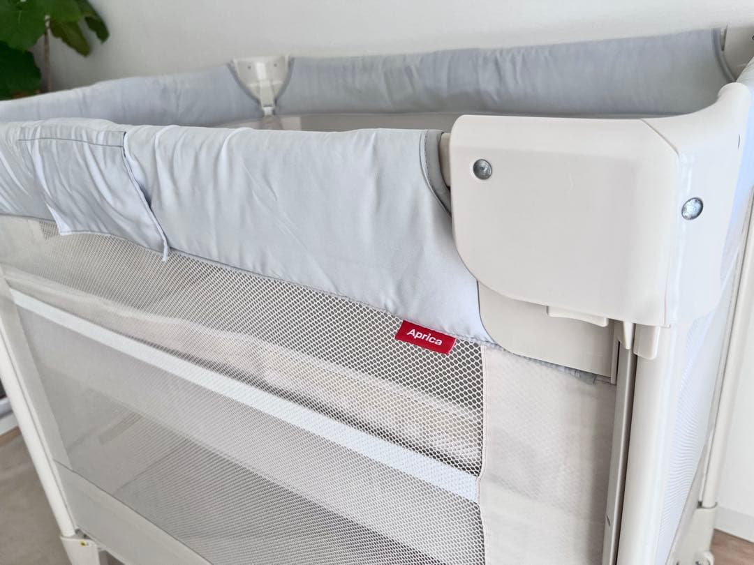 Aprica アップリカ ココネルエアー　折りたたみ　　メッシュ　ベビーベッド