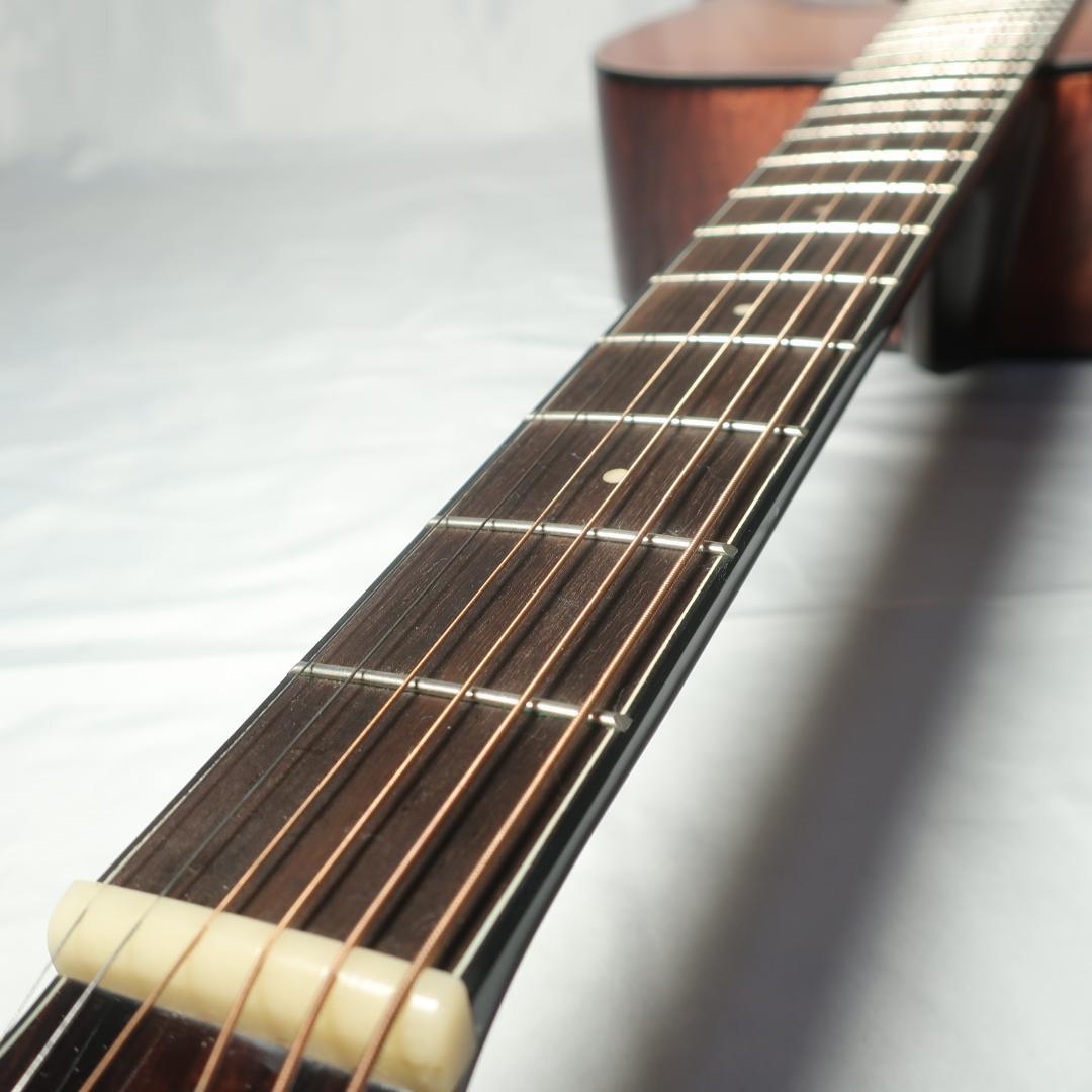 段ボール美品 Headway HF-630 ギター ケース付 トラ杢 トップ単板