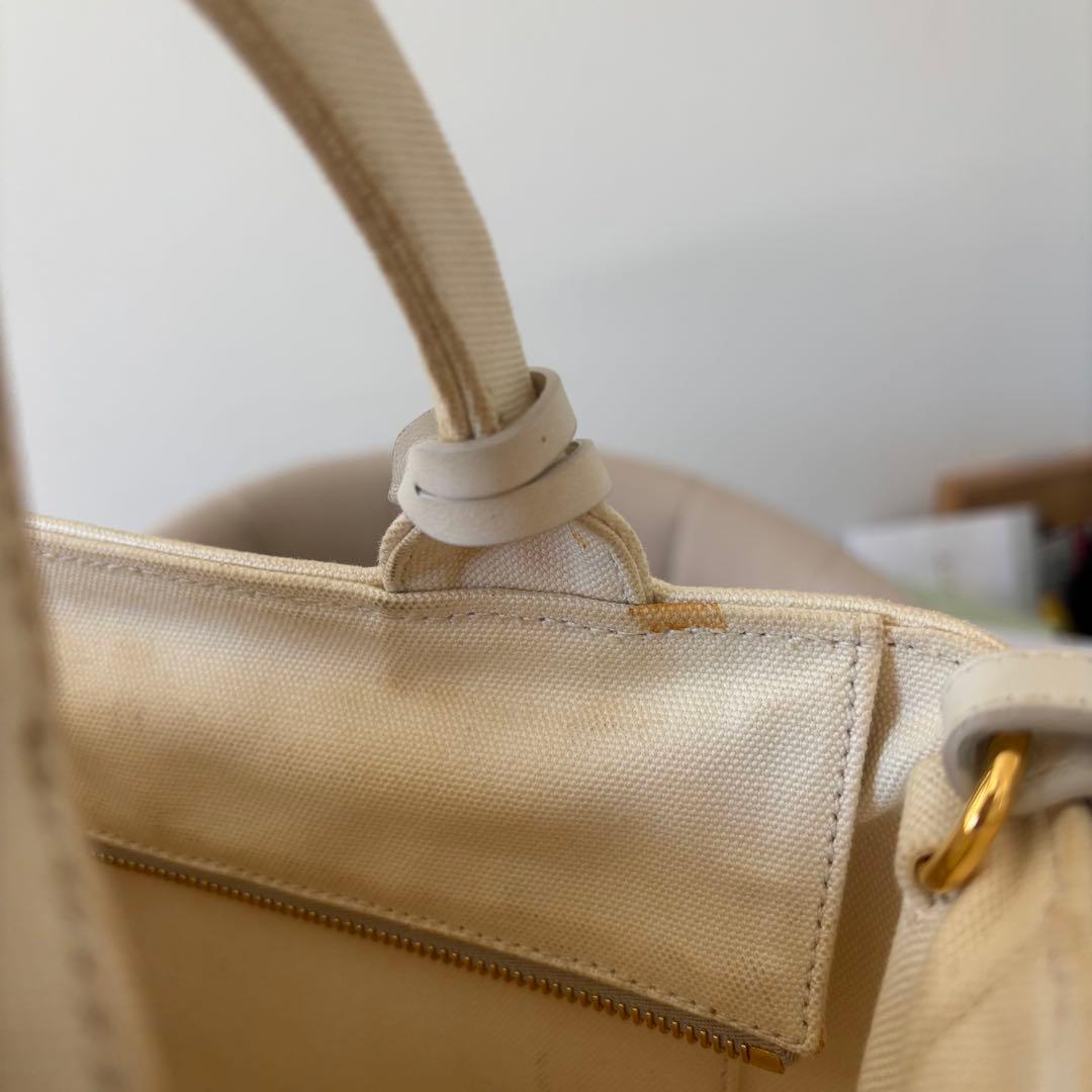 PRADA カゴバッグ