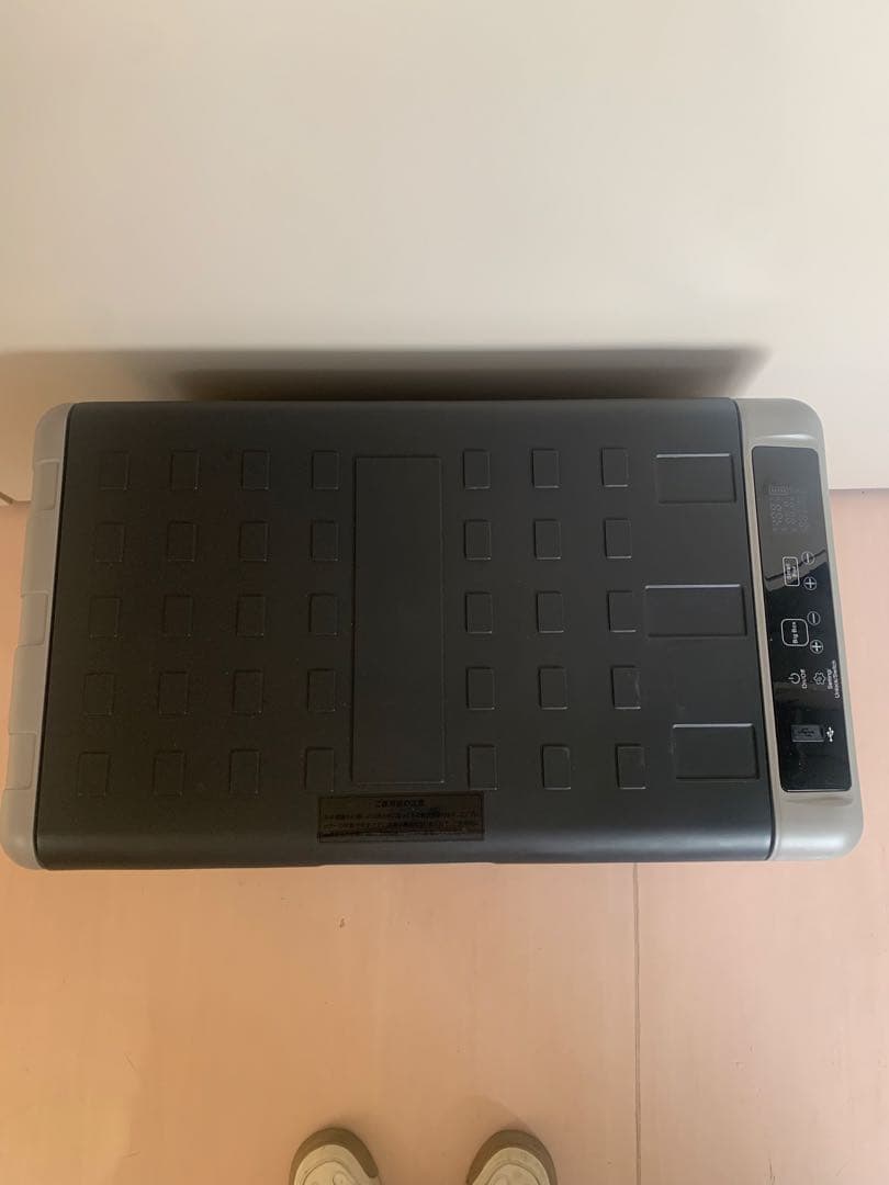 y136 車載冷蔵庫40L 2室-20℃～10℃USB給電可12V24V車に対応