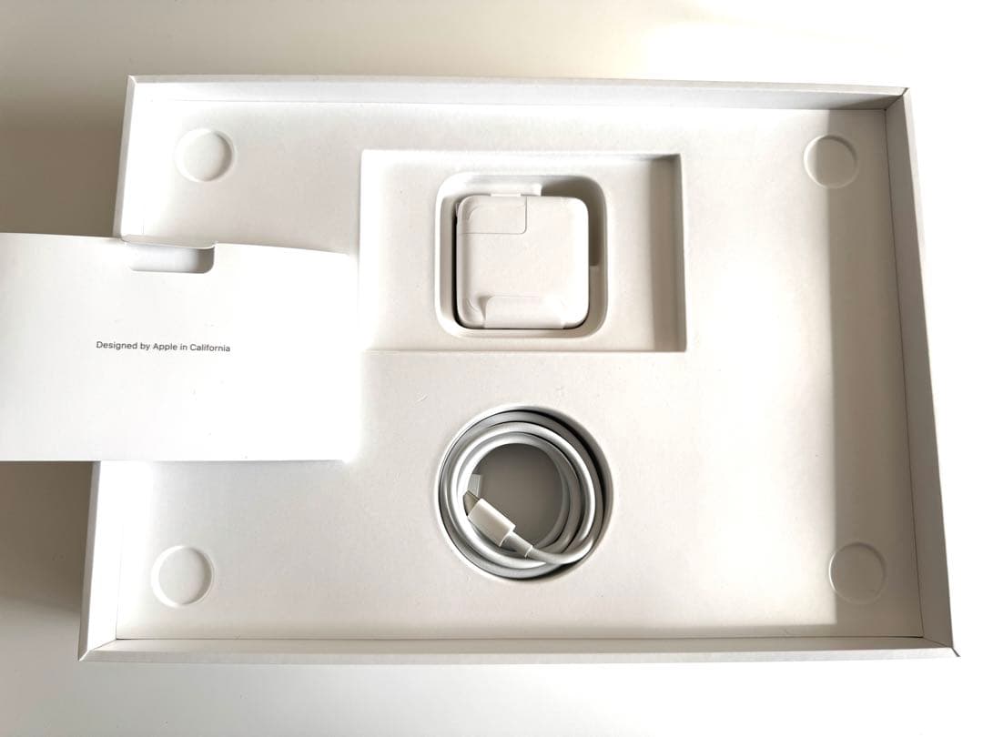 【新品同様】MacBook Air M1 USキー