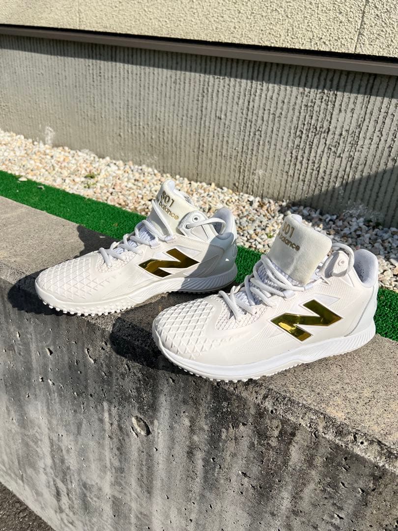 【送料込み】大谷翔平　トレーニングシューズ　ニューバランス