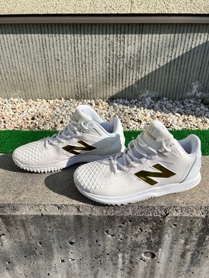 【送料込み】大谷翔平　トレーニングシューズ　ニューバランス