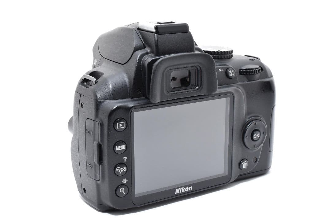 ☆動作正常☆ Nikon D3000 ニコン デジタル 一眼レフ カメラ ボディ