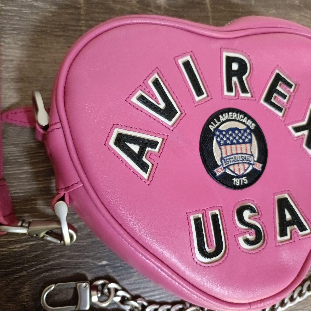 アヴィレックス　 ハート型　バーシティーハートチェーンバッグ