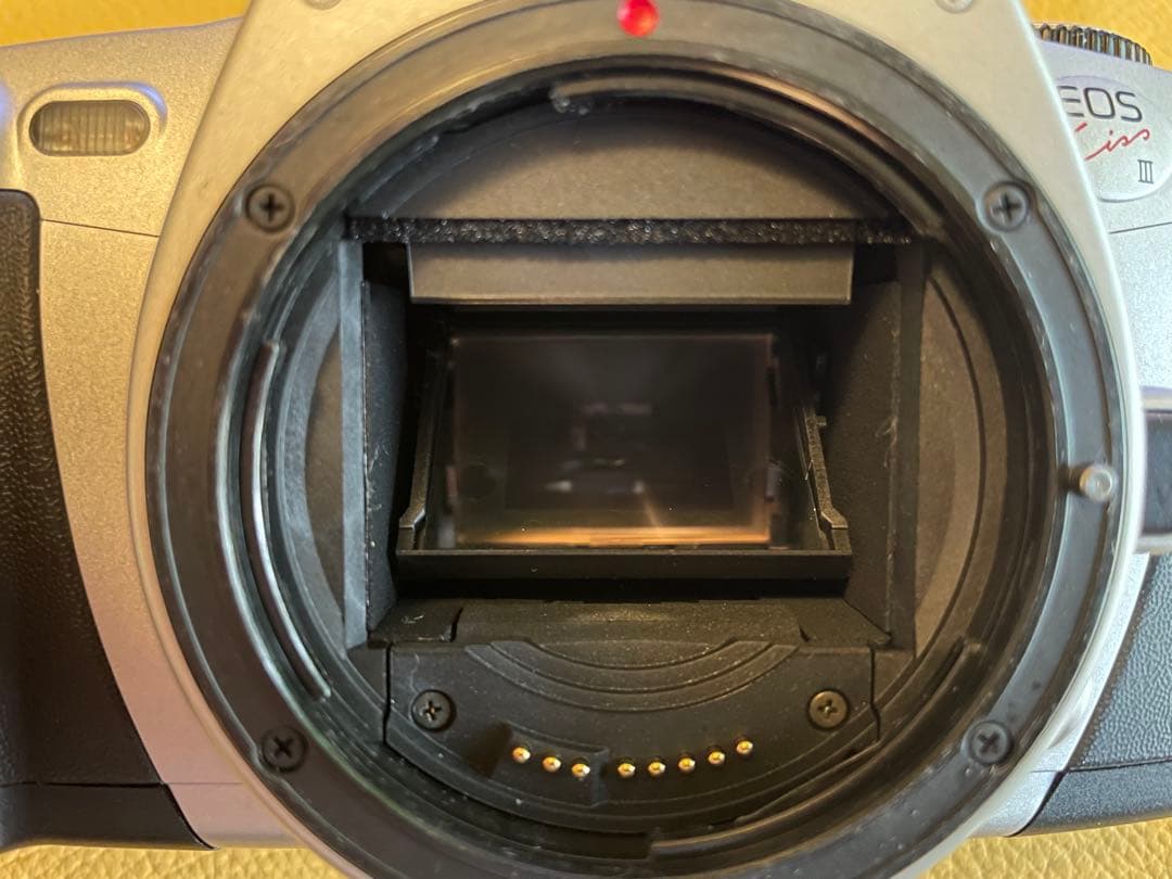 Canon EOS kiss3　一眼レフ フィルムカメラ