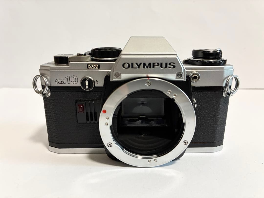 オリンパス　OM-1、OM-10、 レンズ135mm f3.5 ズイコー　セット