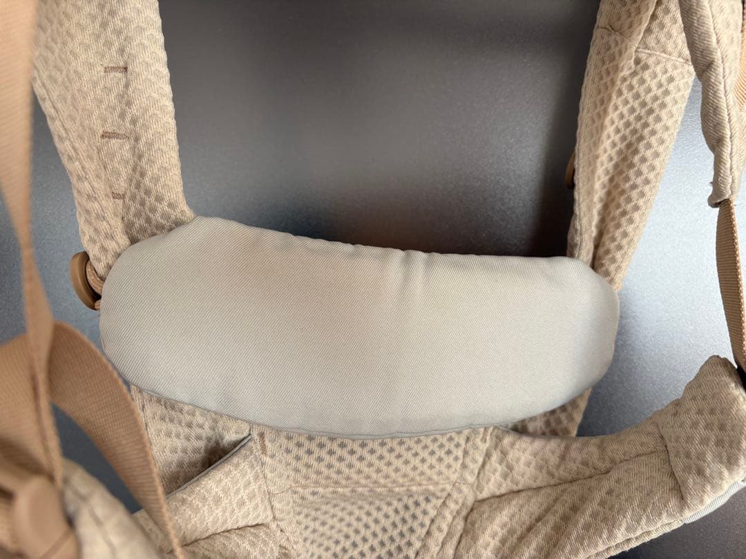 エルゴ　オムニブリーズ　ベージュ