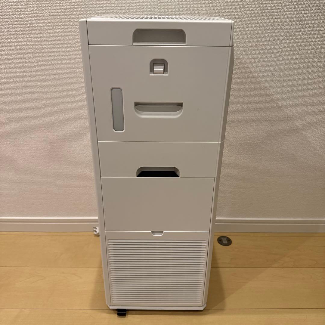 2025年製　ダイキン　空気清浄機　ホワイト　MCK505A-W キャスター付