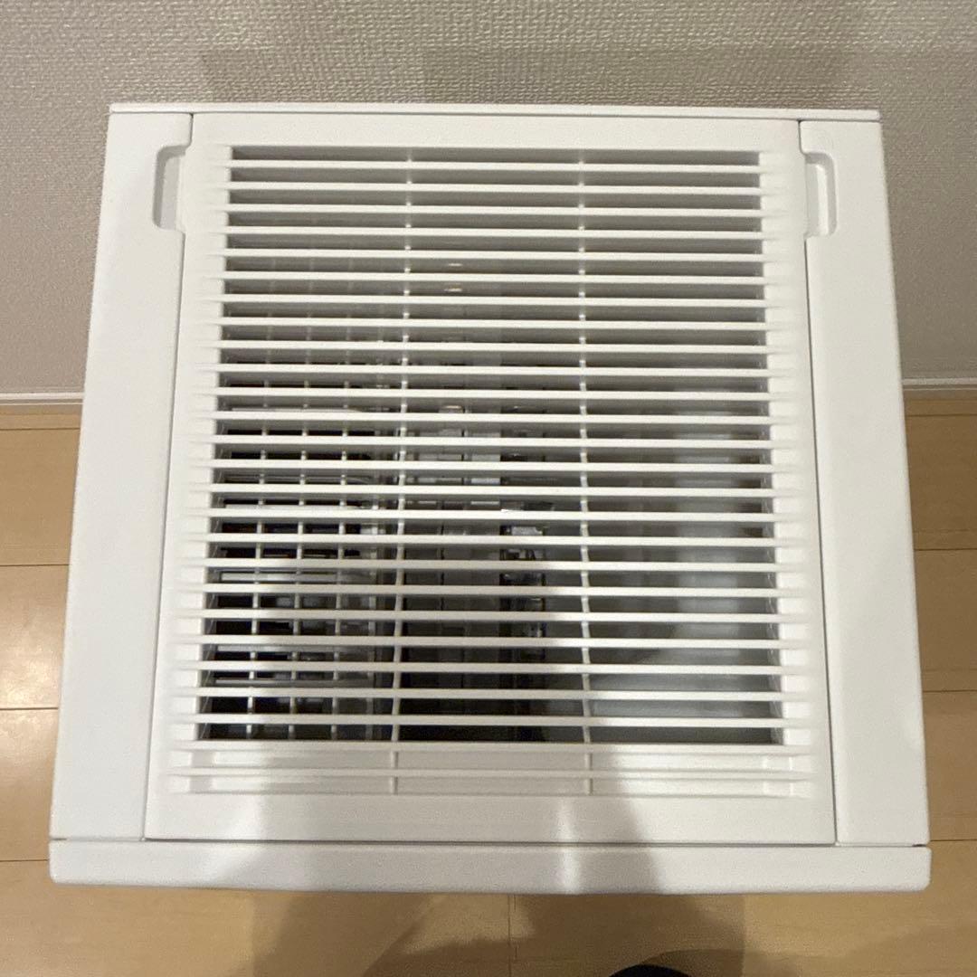 2025年製　ダイキン　空気清浄機　ホワイト　MCK505A-W キャスター付