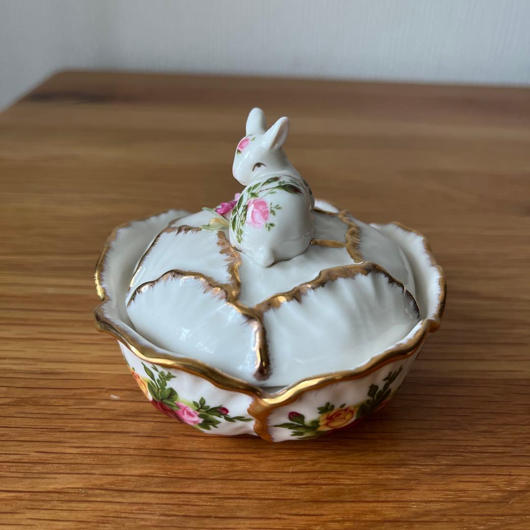 ロイヤルアルバート　バニー　トリンケット