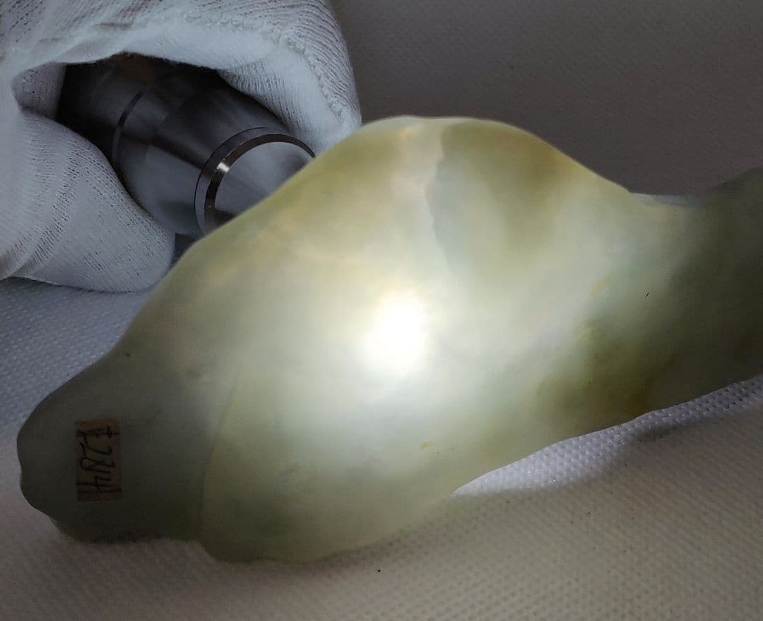 【高透過性】本翡翠(氷種)のルース